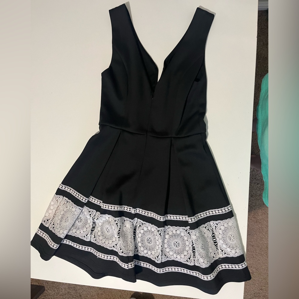 Alya, black silk with white lace, spring, dress, small.
